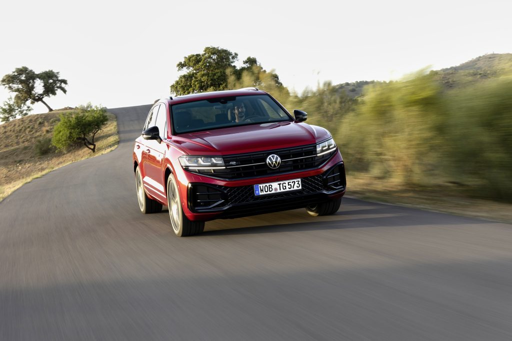 olkswagen Touareg 2025 màu Đỏ
